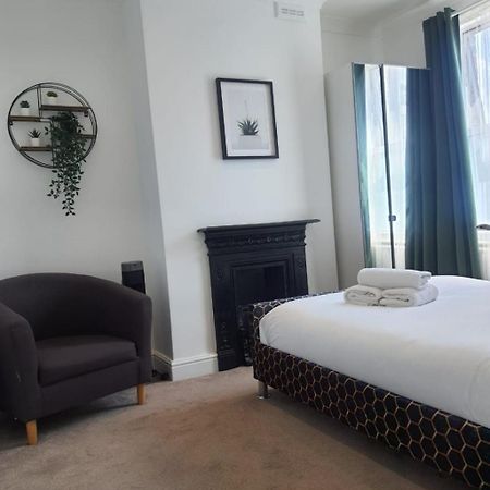 Charming Tower Bridge Apartment Лондон Экстерьер фото