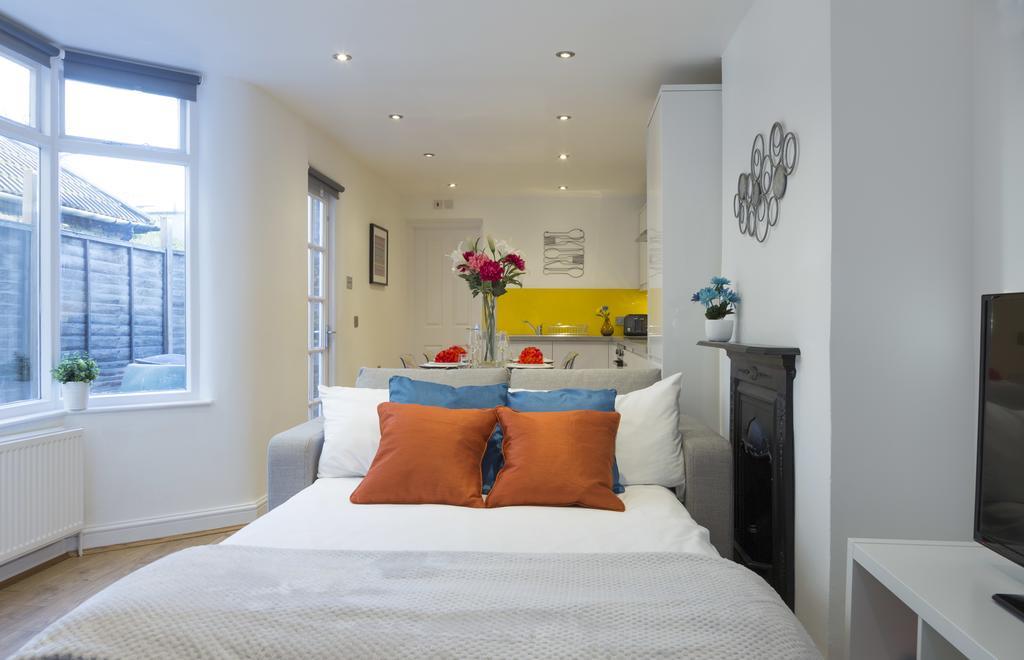 Charming Tower Bridge Apartment Лондон Экстерьер фото