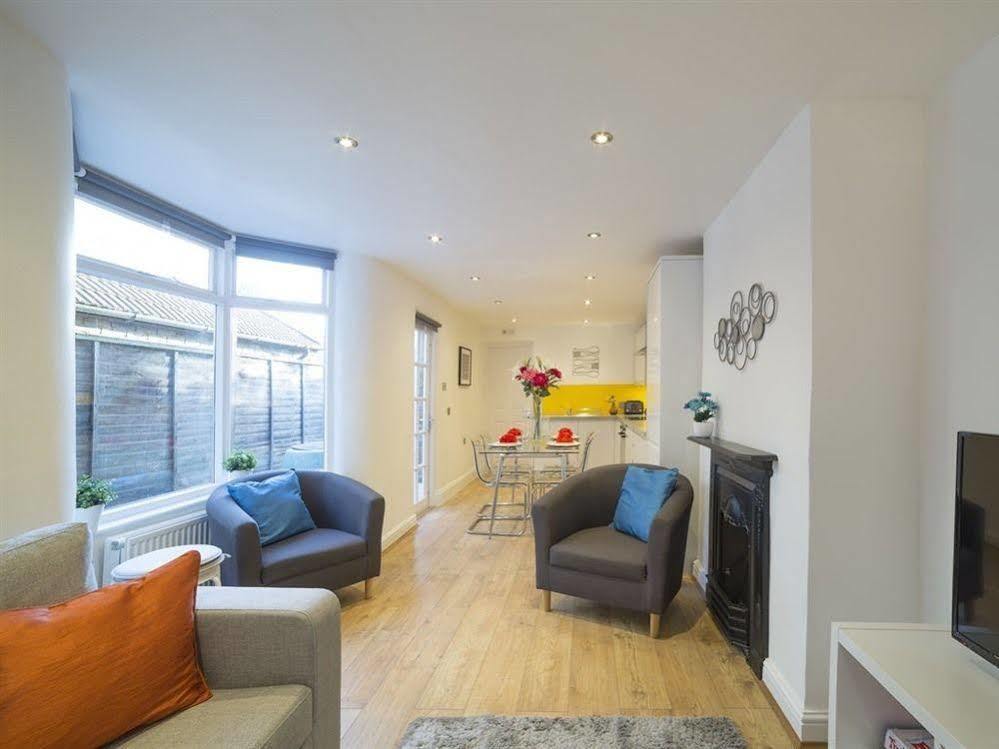 Charming Tower Bridge Apartment Лондон Экстерьер фото